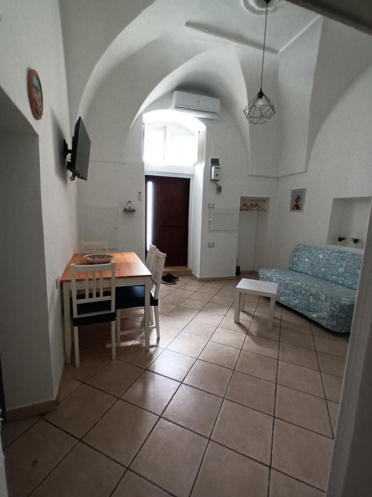 Vico Trieste Ostuni Luaran gambar